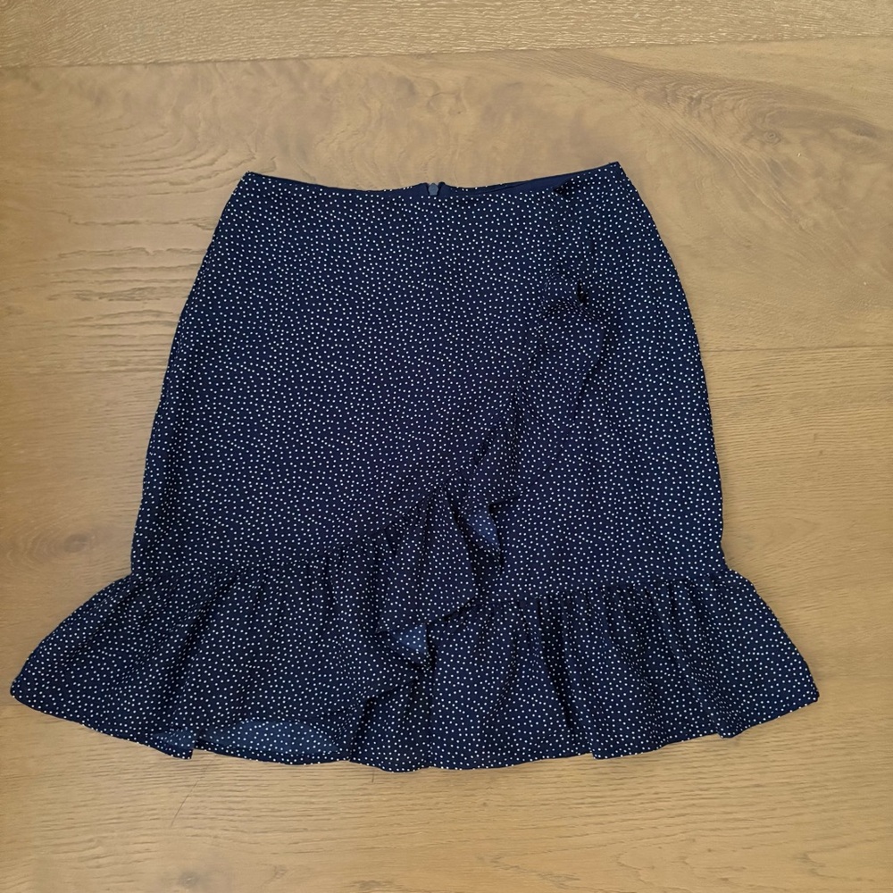 4SI3NNA Navy Polka Dot Mini Skirt